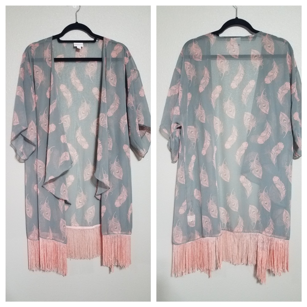 LULAROE Monroe Kimono Top